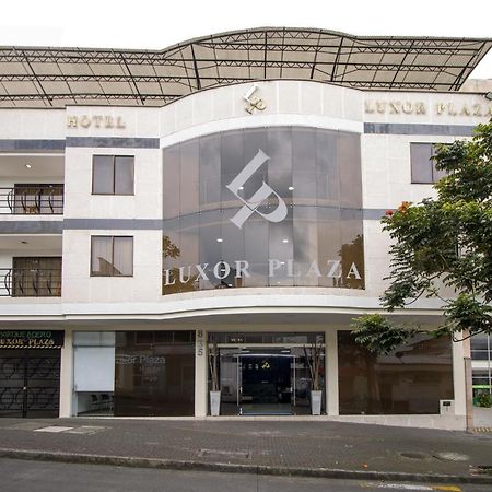 Hotel Luxor 佩雷拉 外观 照片
