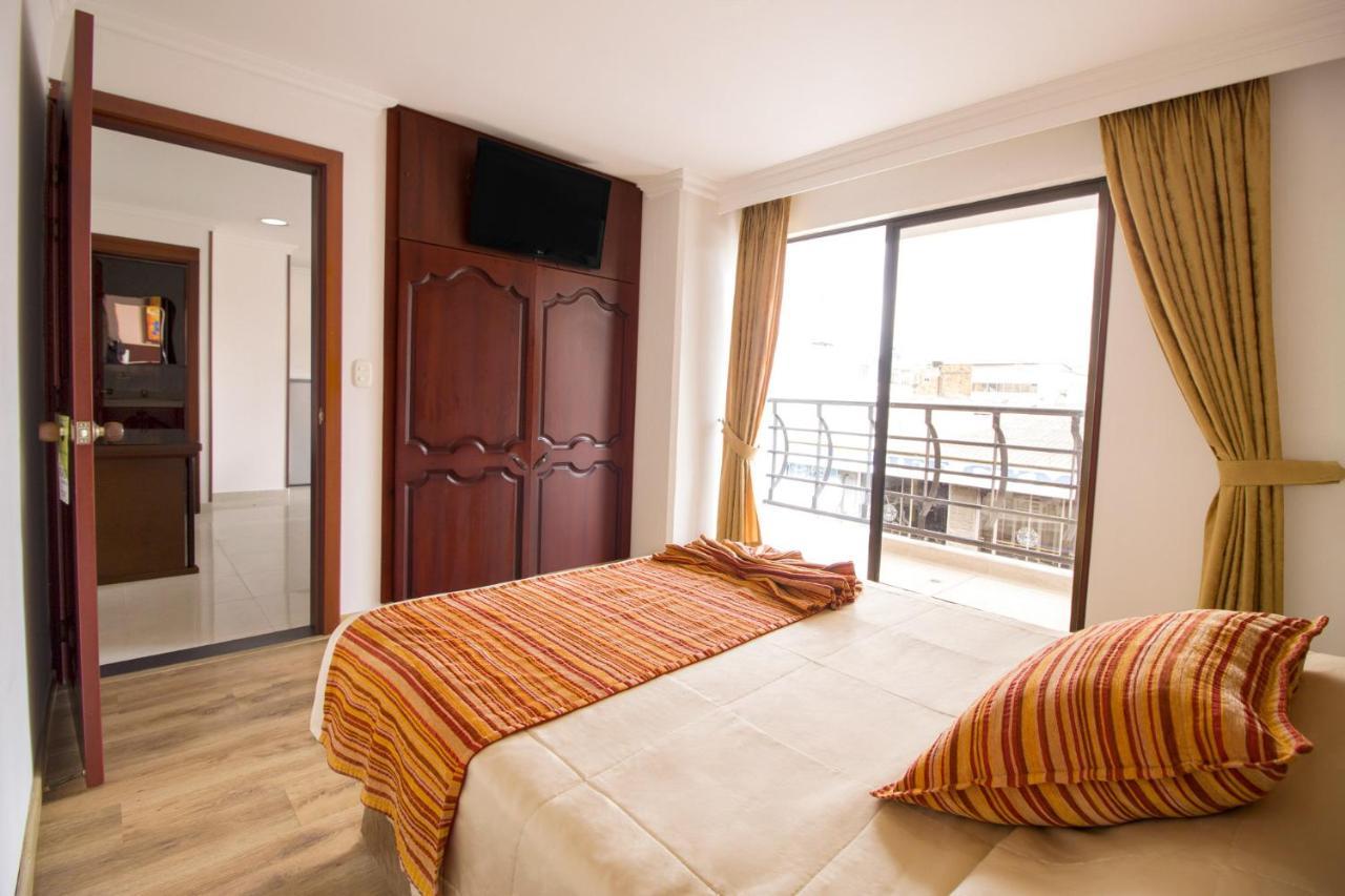 Hotel Luxor 佩雷拉 外观 照片